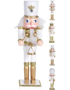 dh8021710-casse-noisettes en bois - 5x4.