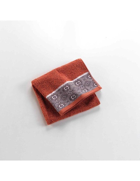 1801372-serviette de toilette 50 x 90 cm eponge unie jacquard esteban terracotta