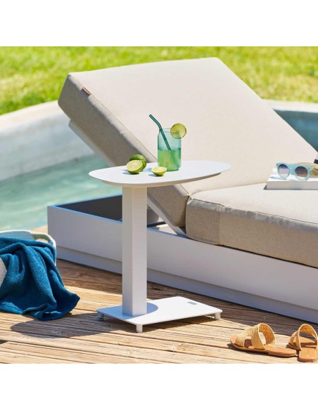 205200a-table app venuzia graph